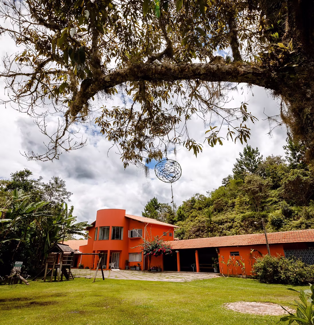 333671084_886150705934295_7007344202838651508_n